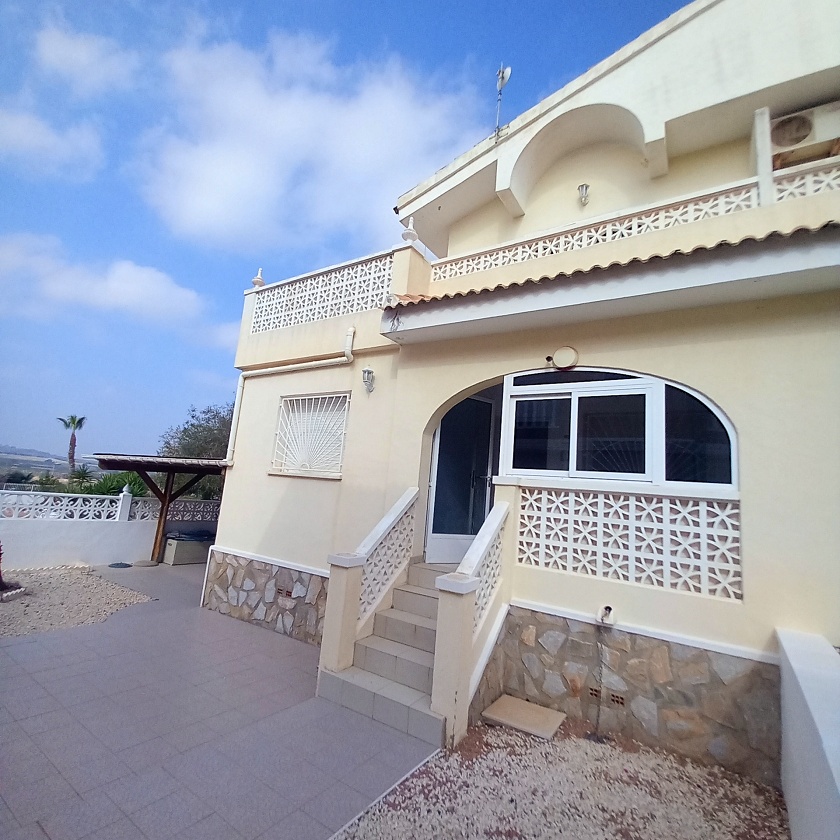 Semi Detached 3 Bed 2 Bathroom Villa - Benijofar