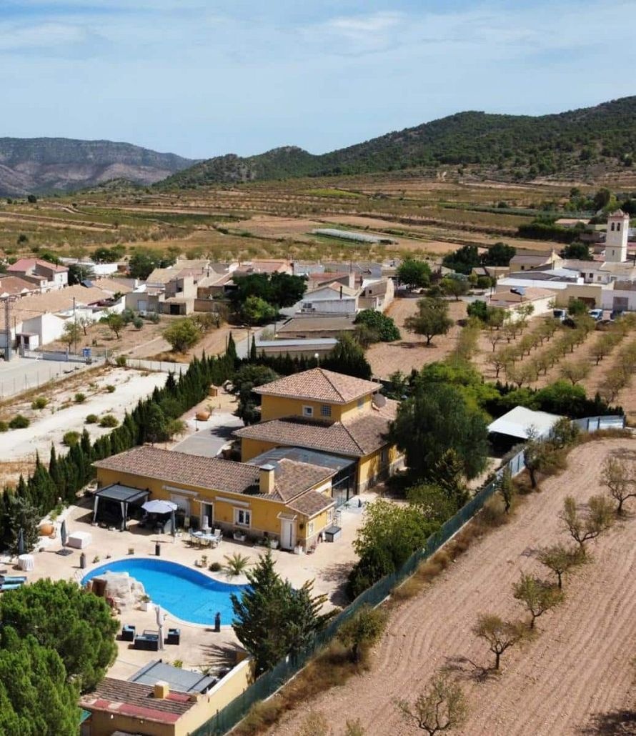 Detached Villa in Pinoso - Resale - Pinoso