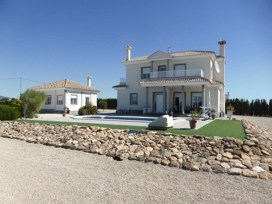 Detached Villa in Pinoso - Resale - Pinoso