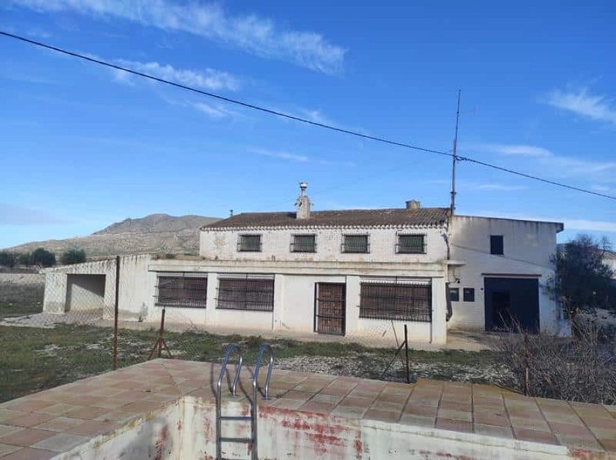 Country house in Pinoso - Resale - Pinoso