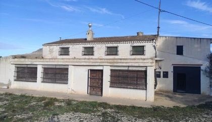 Country house in Pinoso - Resale - Pinoso